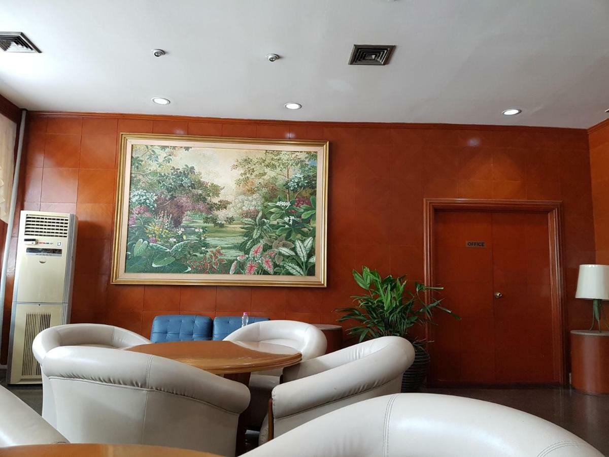 素坤逸7公园酒店 曼谷 外观 照片